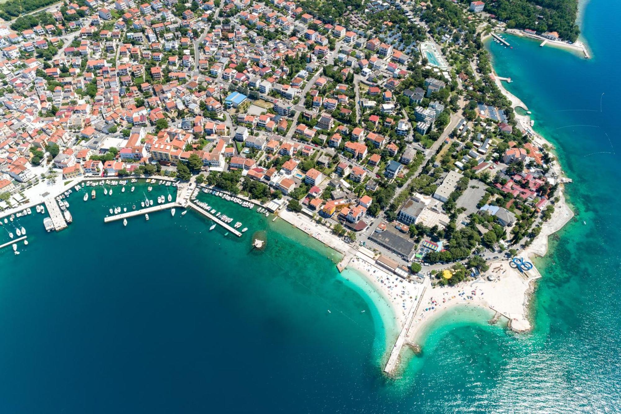 Apartments By The Sea Selce, Crikvenica - 16375 Екстер'єр фото